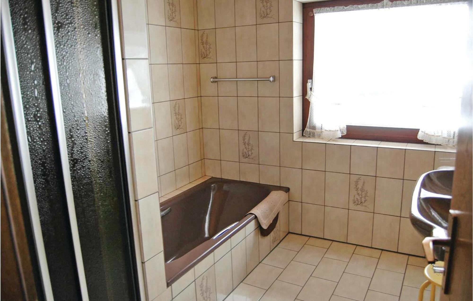 2 Bedroom Awesome Apartment In Welschensteinach Eksteriør billede